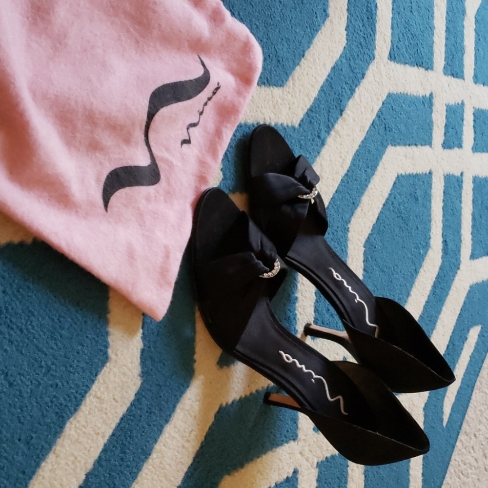 Shoes - Picture 2 of 2